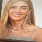 Carismatica, paciente y empatica.
Me encantaría dar clases de illustrator  para principiantes.